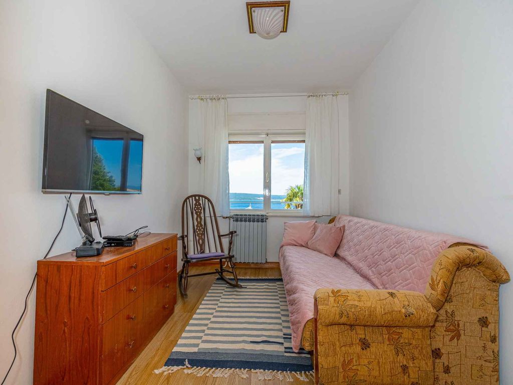 Ferienwohnung nur 250 m von Kieselstrand entfernt