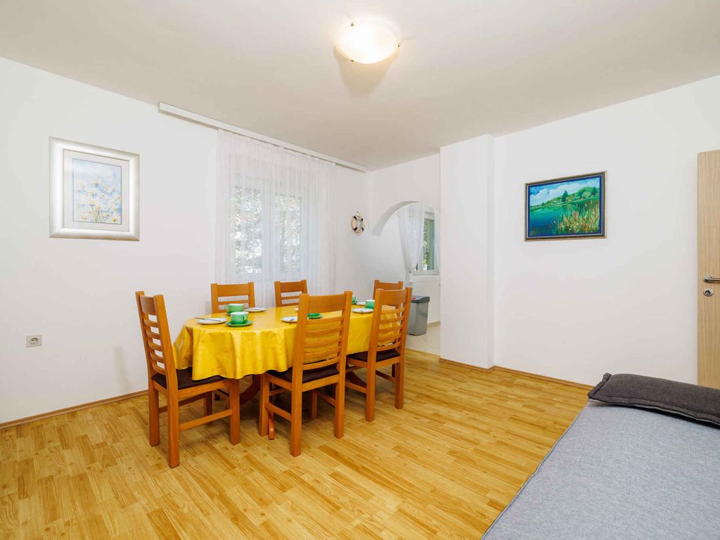 Ferienwohnung mit Balkon