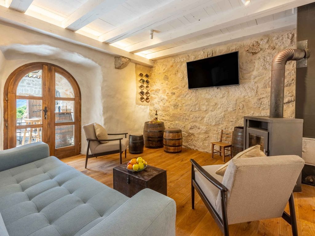 Ferienwohnung mit Hof und Grillmöglichkeit