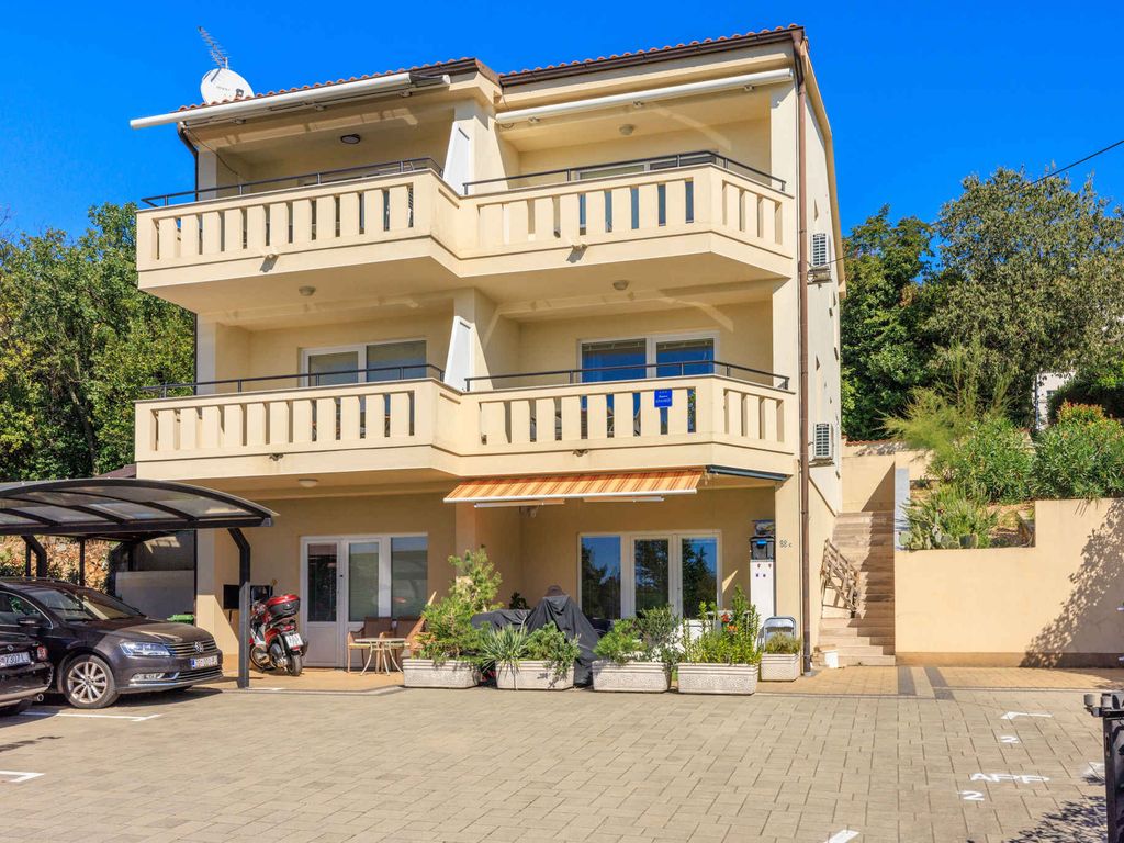 Ferienwohnung mit Klimaanlage und Meerblick
