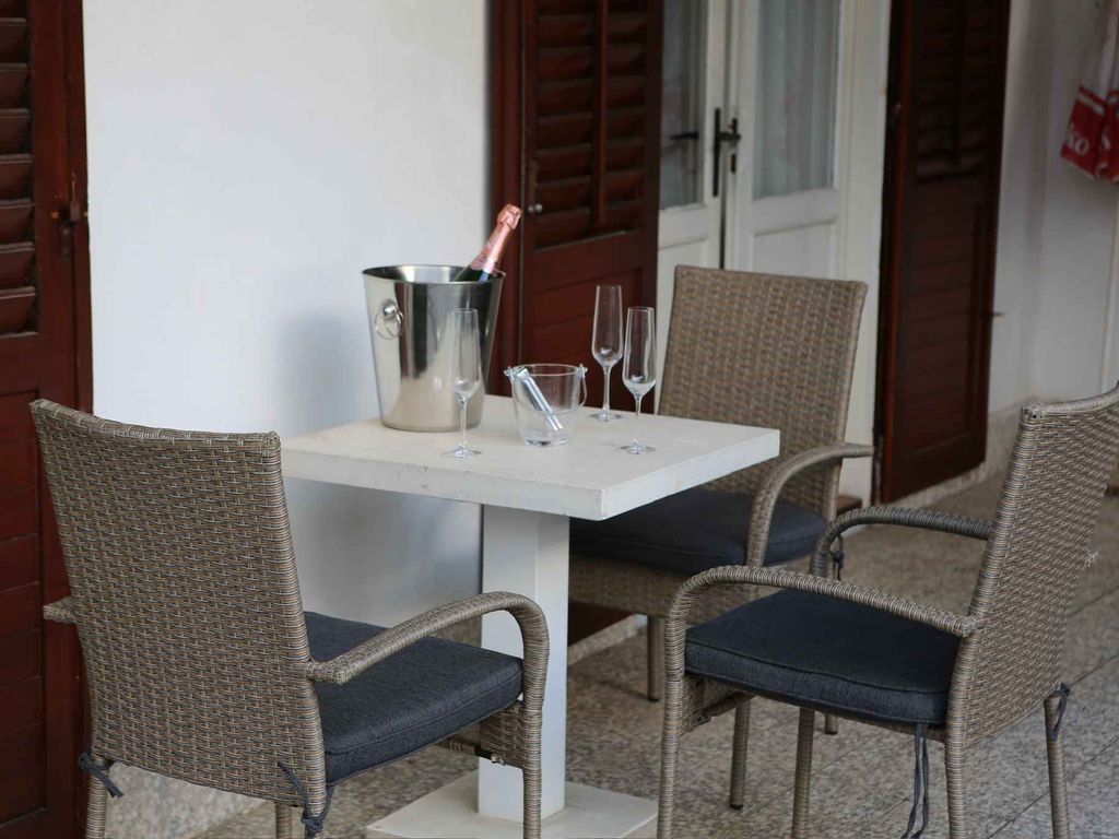 Ferienwohnung mit Terrasse und Meerblick