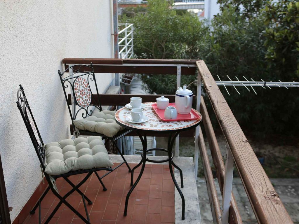 Ferienwohnung mit Terrasse und Meerblick