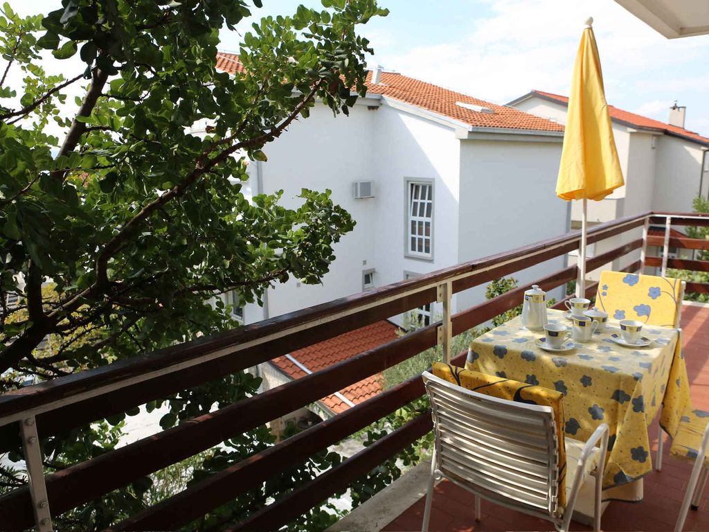 Ferienwohnung mit Balkon und Meerblick