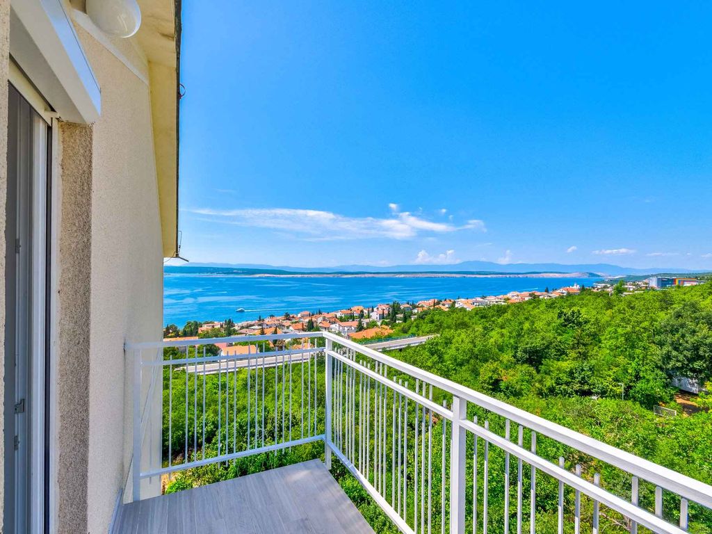 Ferienwohnung mit Swimmingpool, Fitnessraum und Billard