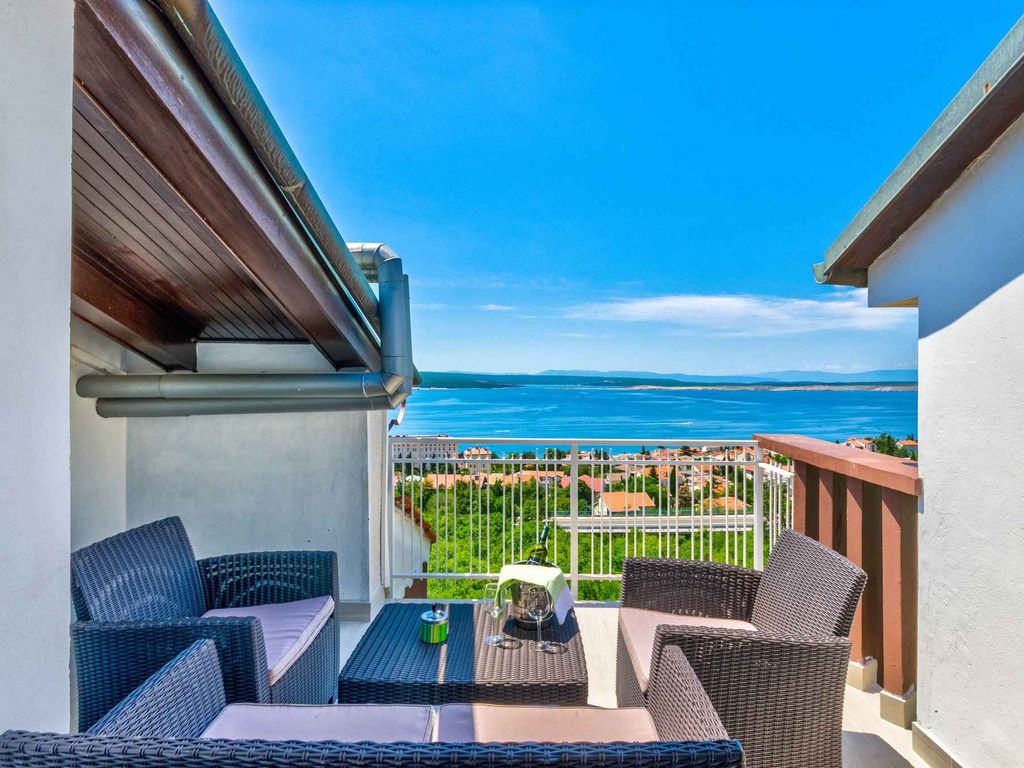 Ferienwohnung mit Swimmingpool, Fitnessraum und Billard