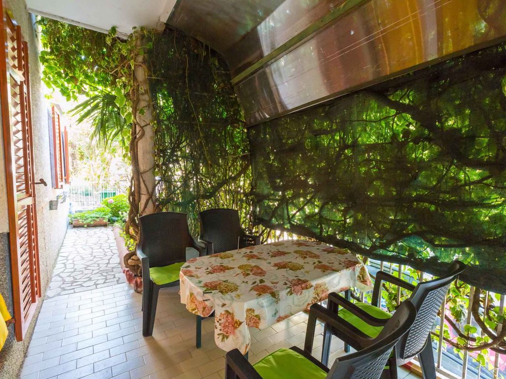 Ferienwohnung mit Klimaanlage und Terrasse
