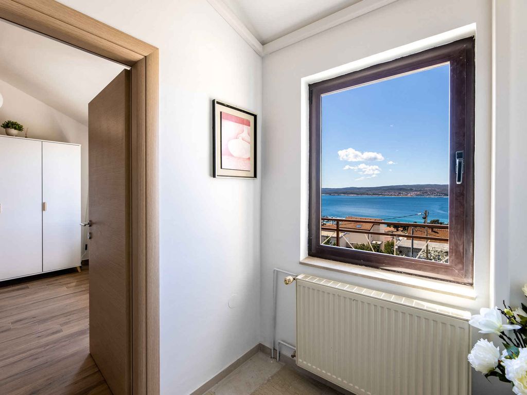 Ferienwohnung mit Balkon und Meerblick