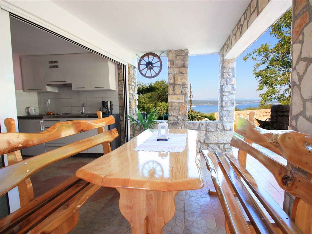 Ferienhaus mit gemütlicher Terrasse und Grillmöglichkeit