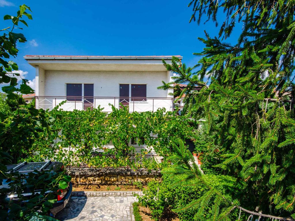 Ferienwohnung mit Klimaanlage und Terrasse