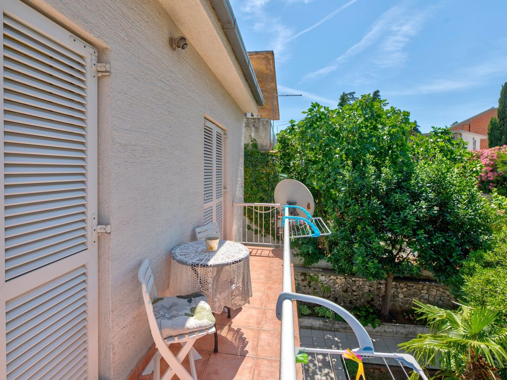 Ferienwohnung mit Terrasse und Klimaanlage