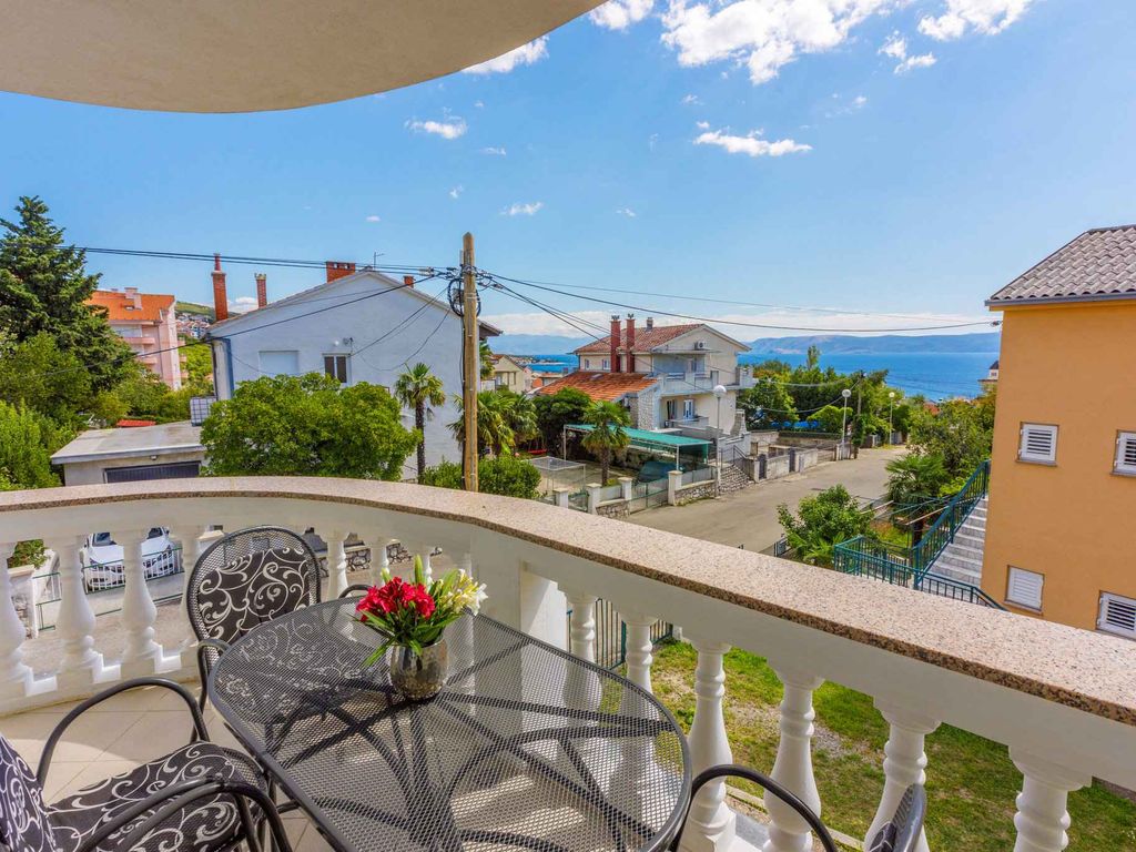 Ferienwohnung mit Balkon und Klimaanlage