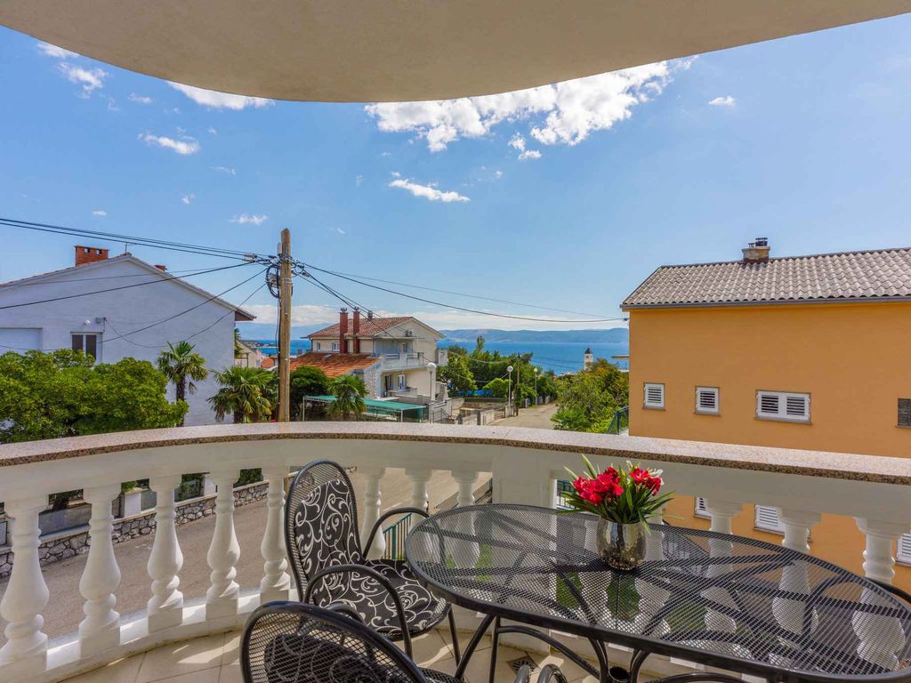 Ferienwohnung mit Balkon und Klimaanlage