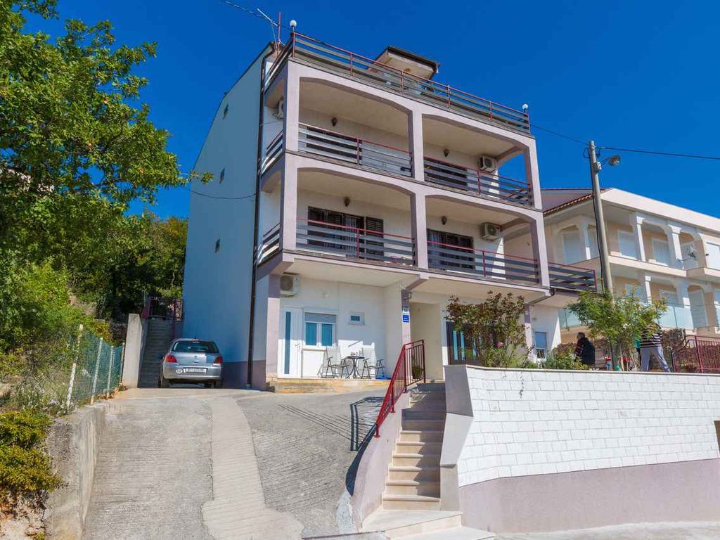 Ferienwohnung mit Balkon und Klimaanlage