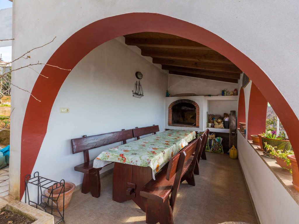Ferienwohnung mit Balkon und Klimaanlage