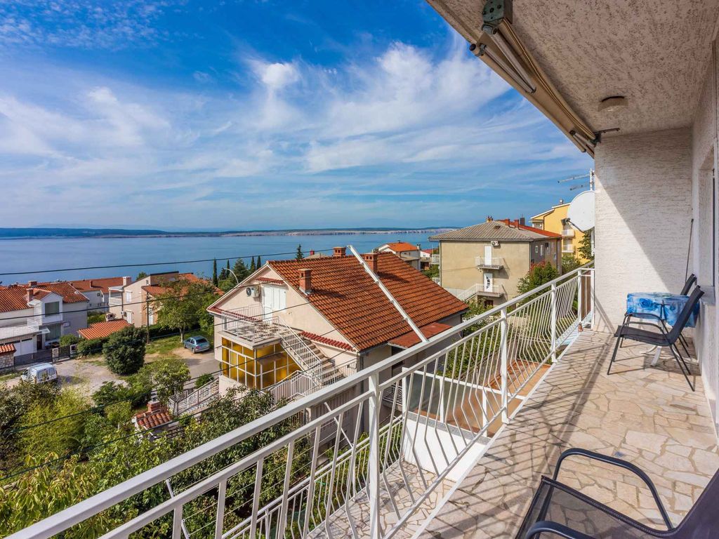 Ferienwohnung mit Balkon und Klimaanlage