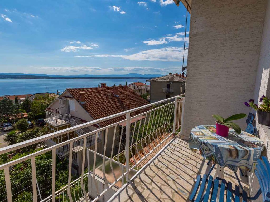 Ferienwohnung mit Balkon und Klimaanlage