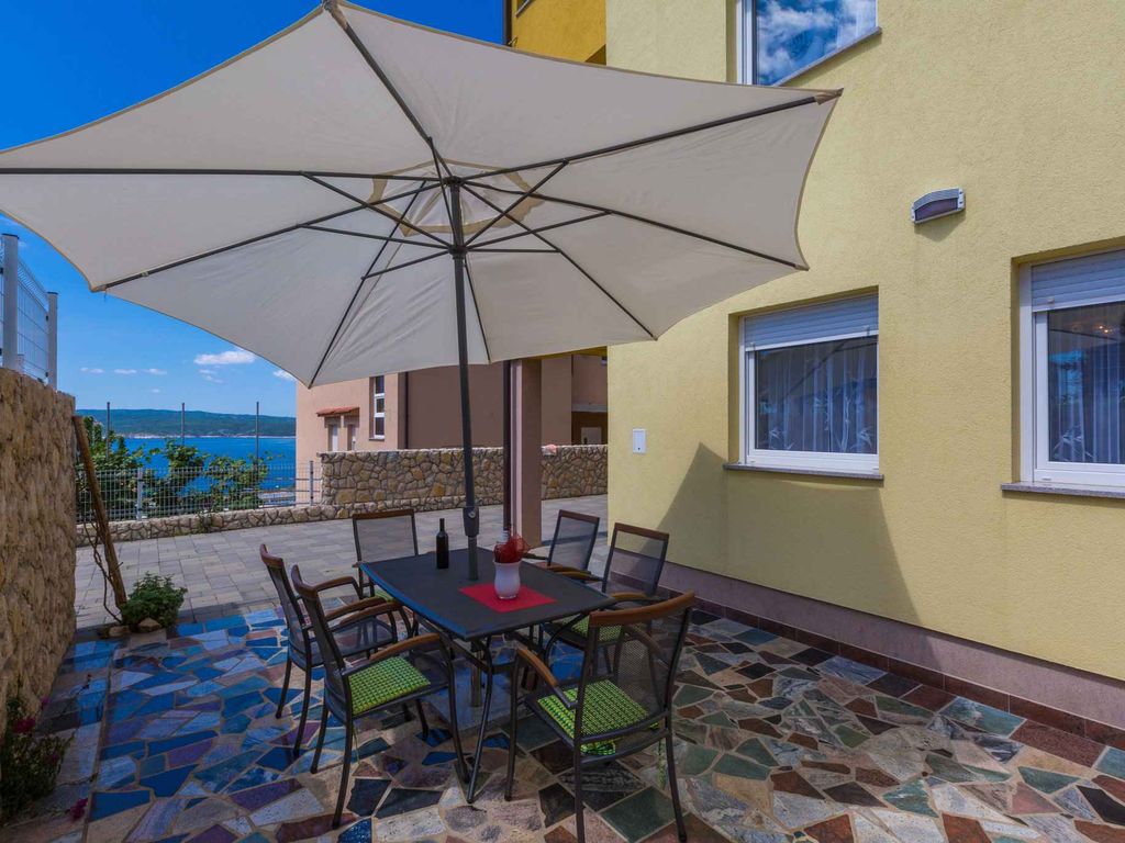 Ferienwohnung mit Terrasse und Klimaanlage
