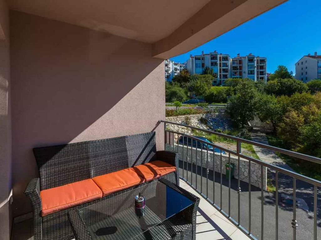 Ferienwohnung mit Balkon und Meerblick