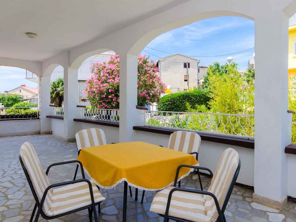 Studio mit Balkon für 3 Personen