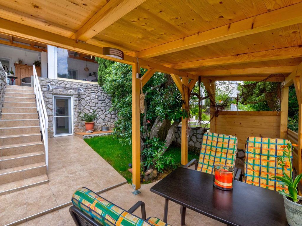 Ferienwohnung mit Grill und Terrasse
