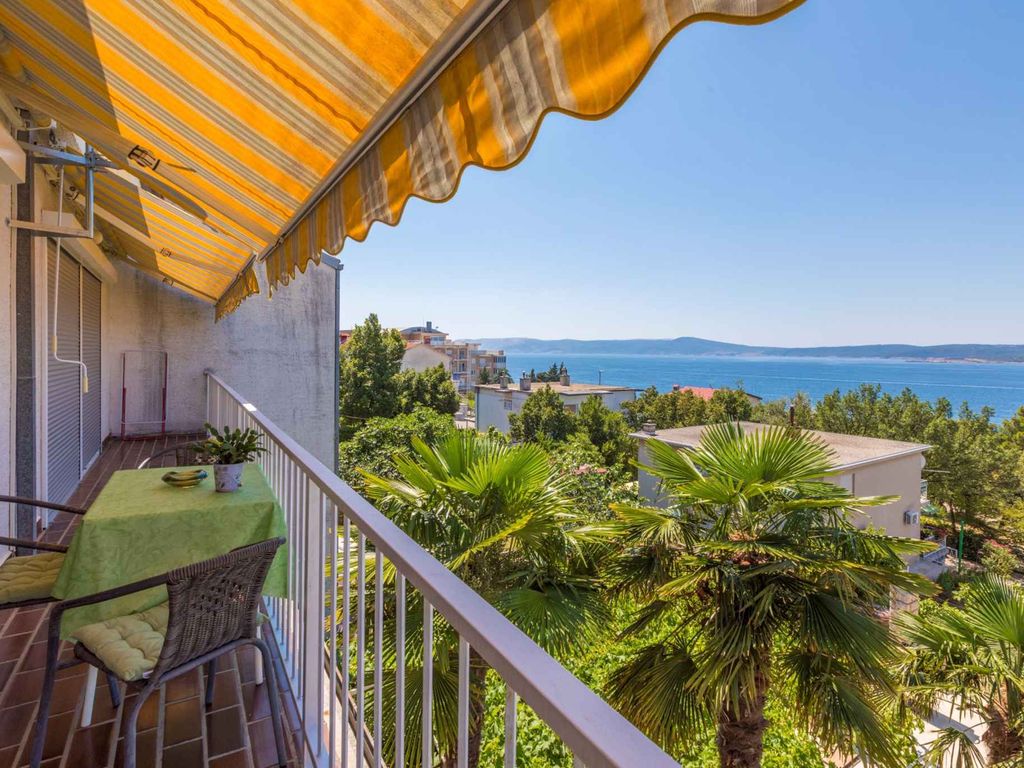 Studio mit Grill und WLAN und Balkon