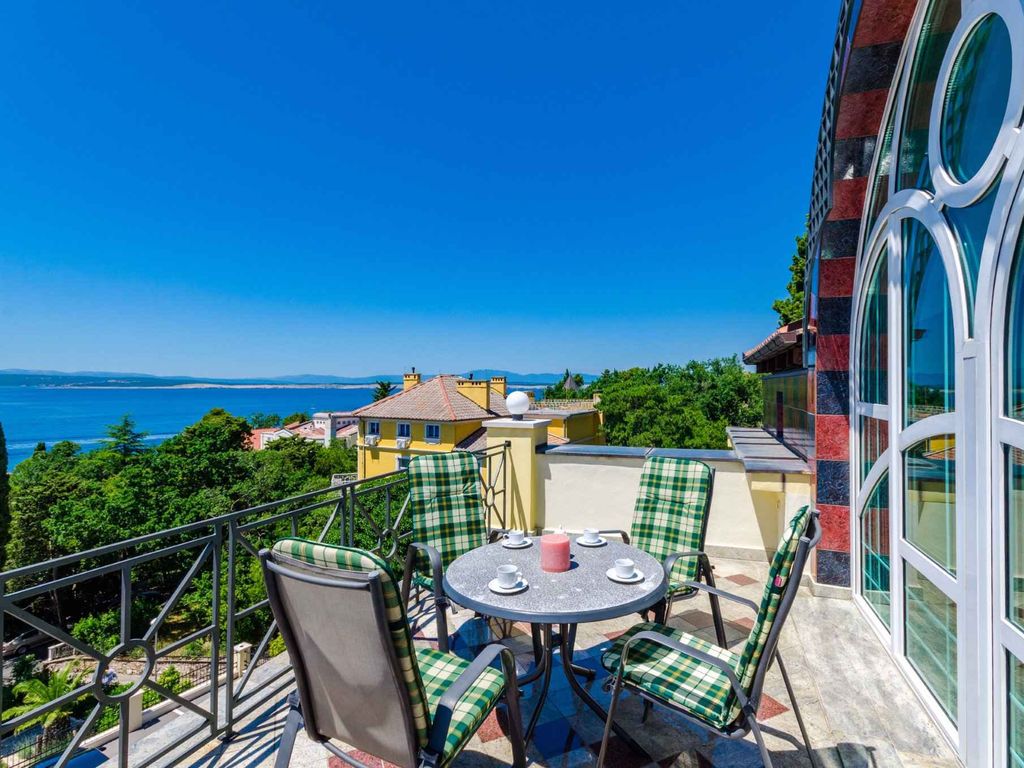 Ferienwohnung in schöner Villa und in Strandnähe