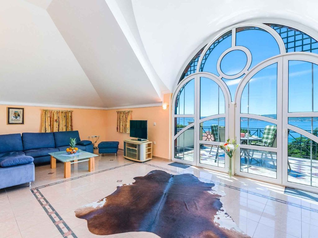 Ferienwohnung in schöner Villa und in Strandnähe