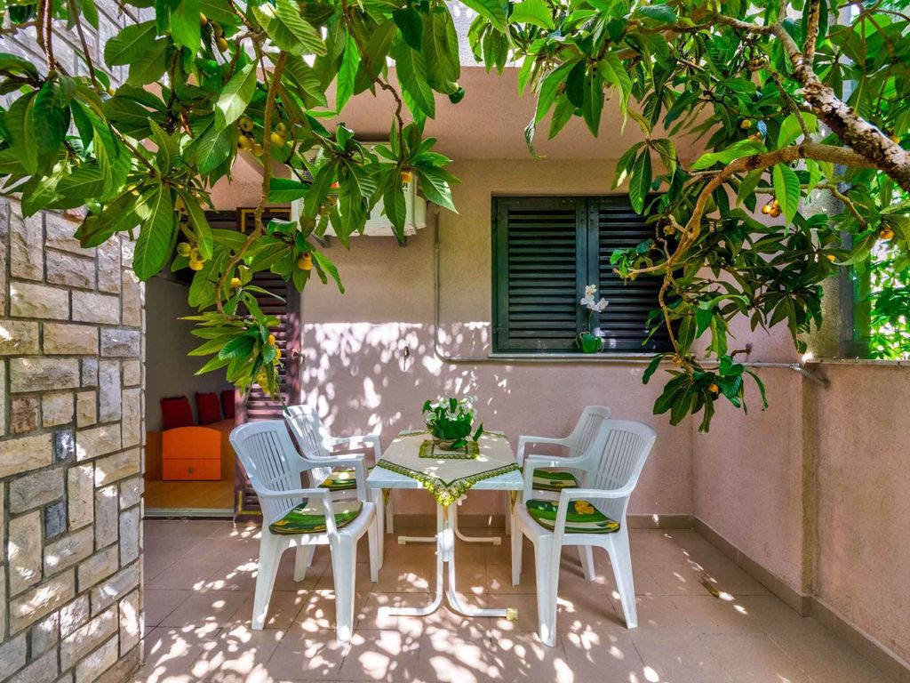 Ferienwohnung mit Terrasse