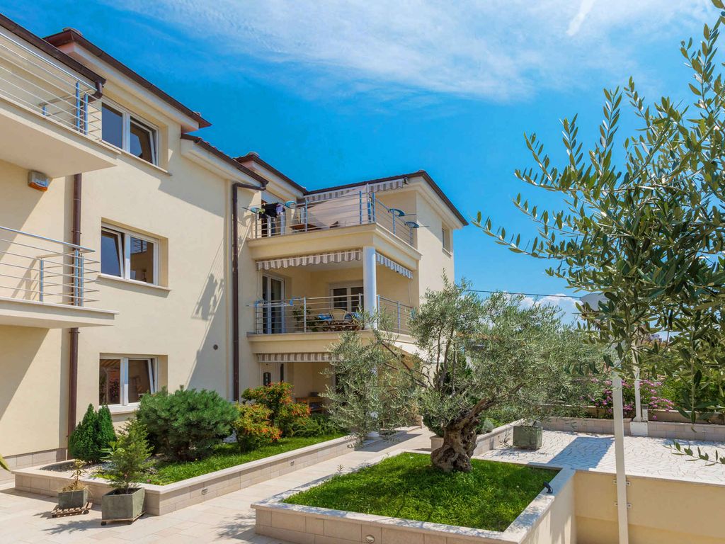 Ferienwohnung mit Klimaanlage und Meerblick