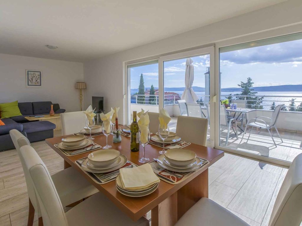 Ferienwohnung mit großem Balkon und Meerblick