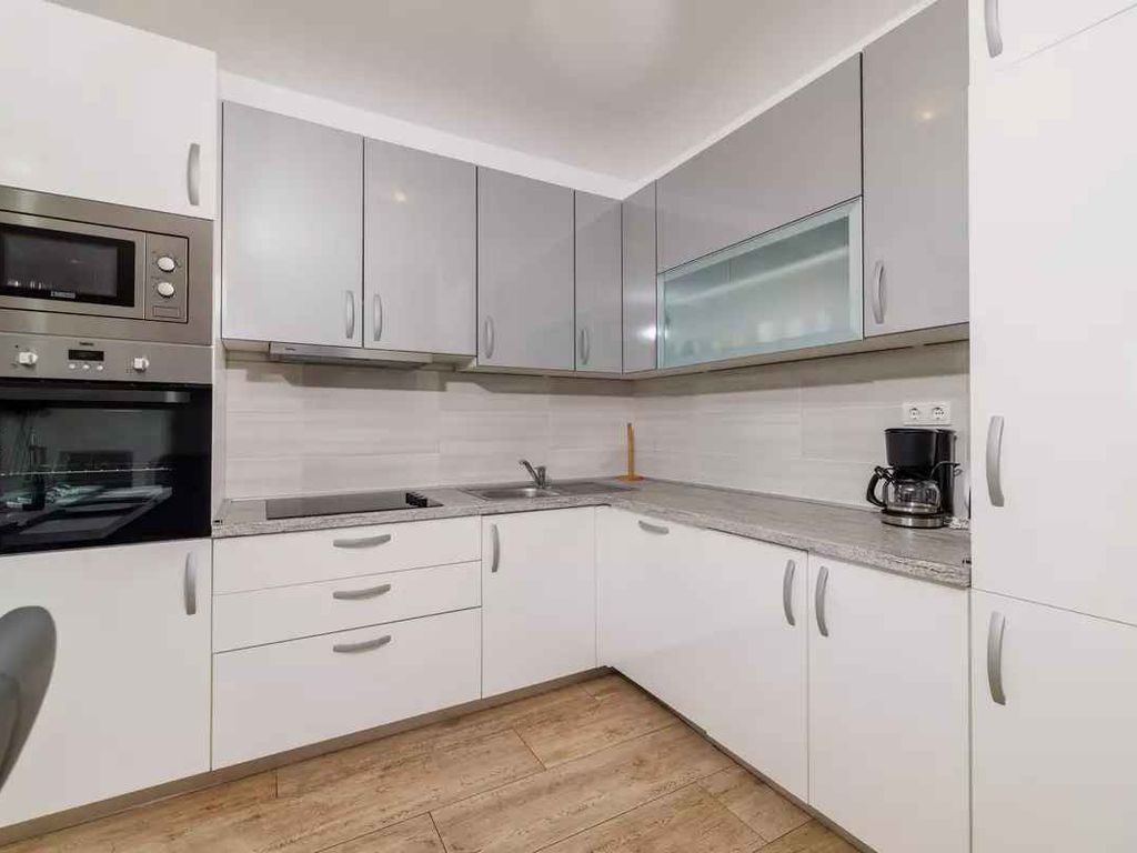 Ferienwohnung mit großem Balkon und Meerblick