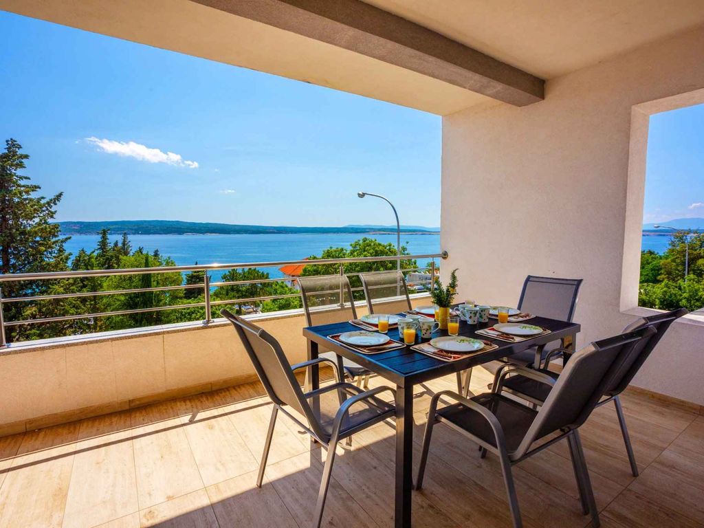 Ferienwohnung mit großem Balkon und Meerblick