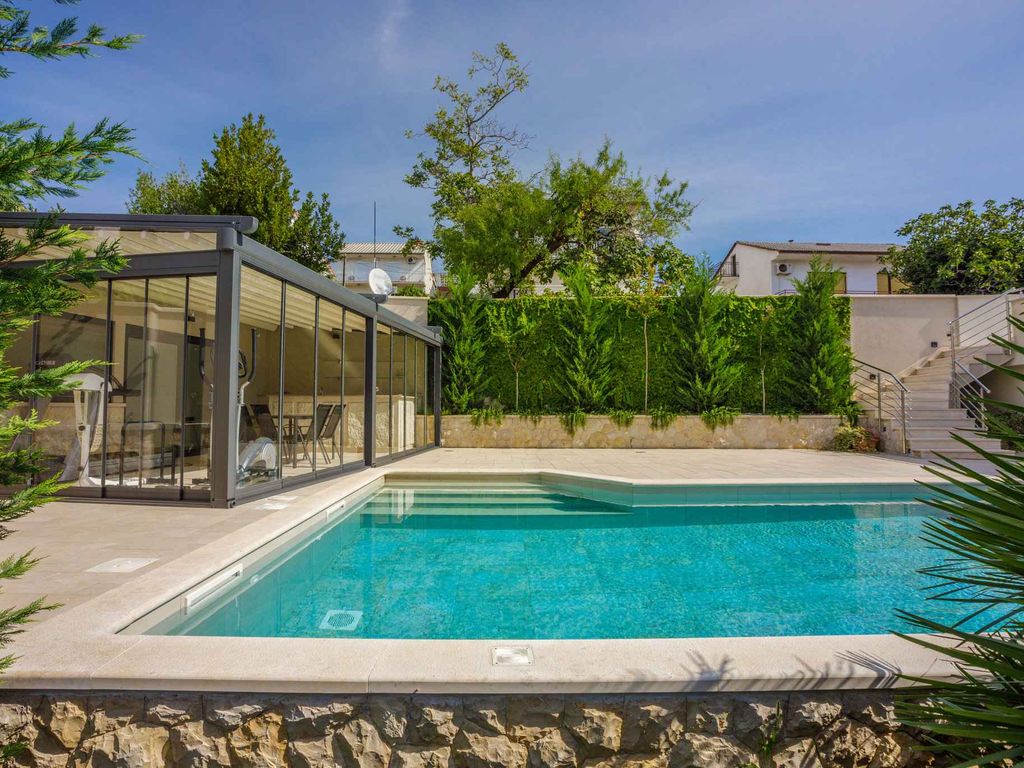 Ferienwohnung mit Pool zur gemeinsamen Nutzung