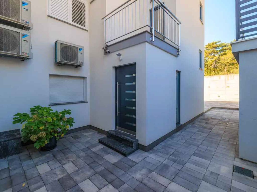 Ferienwohnung mit Balkon und Panoramablick