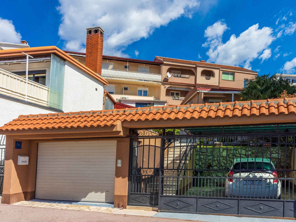 Ferienwohnung mit Terrasse und Klimaanlage