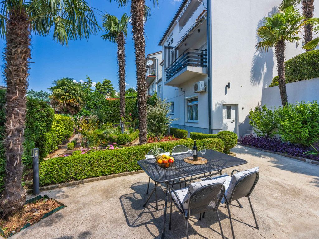 Studio mit Terrasse und Klimaanlage