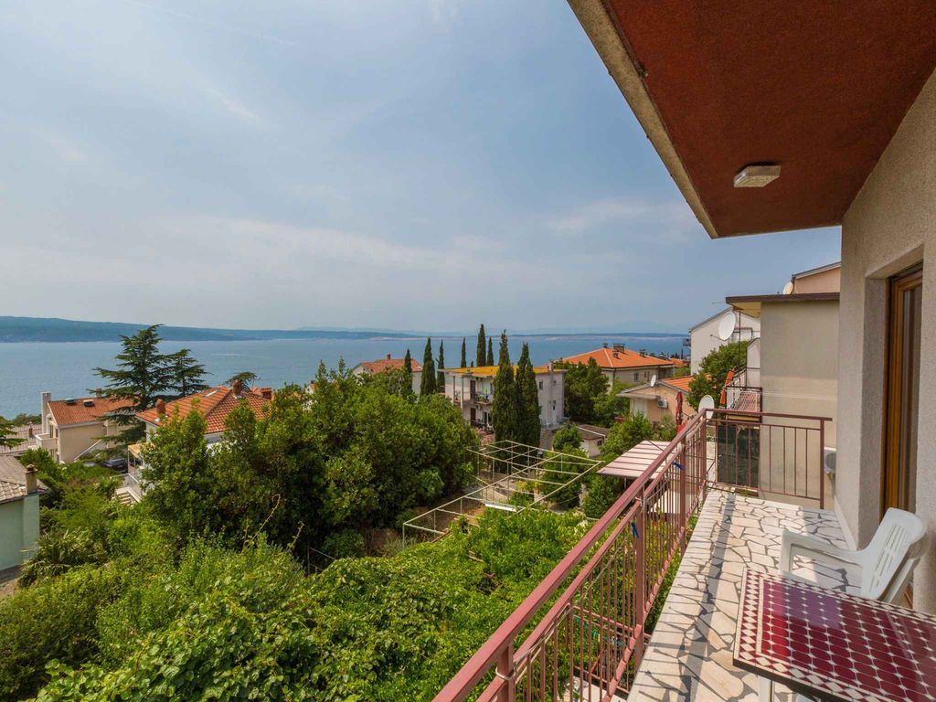 Ferienwohnung mit Balkon und Meerblick