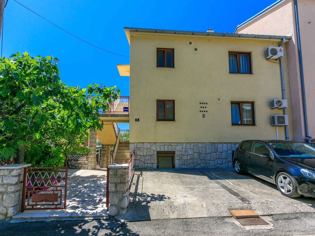 Ferienwohnung mit Klimaanlage und Grill
