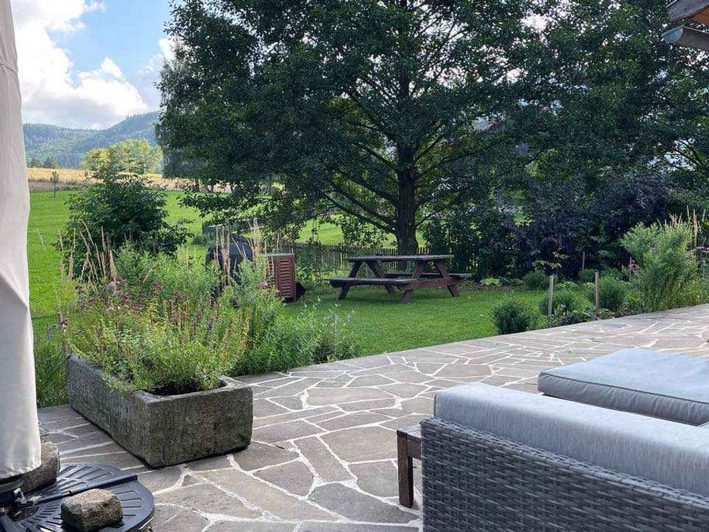 Ferienhaus mit großer Terrasse und WLAN in wunderschöner Umgebung