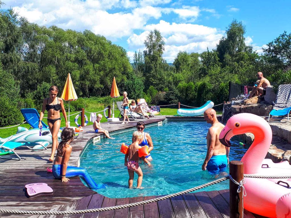 Ferienhaus mit Sauna und Freibad