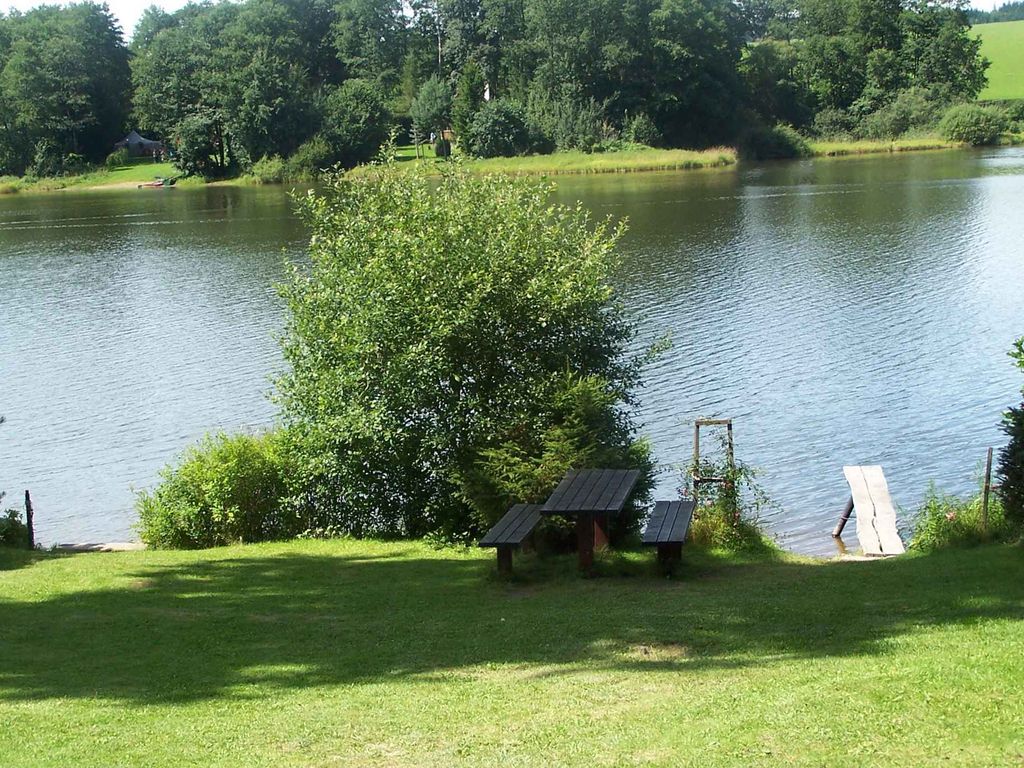 Ferienhaus nur 15 m vom Lipno Stausee