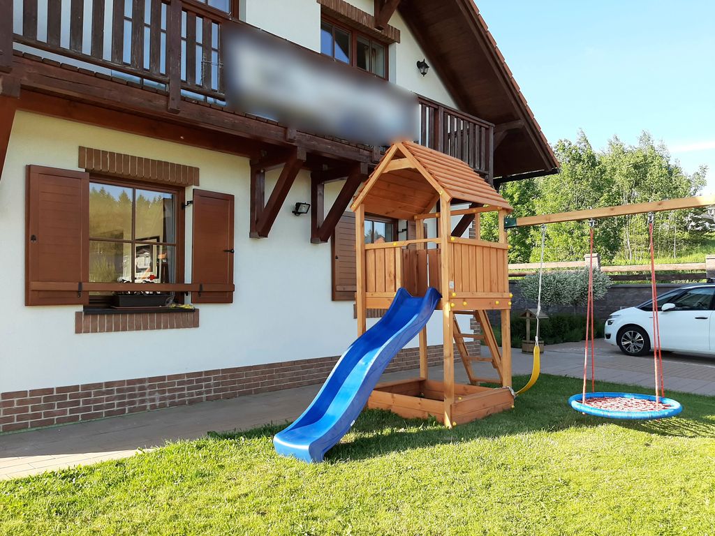 Ferienwohnung mit Kamin, Sauna und Garten am Lipno-Stausee