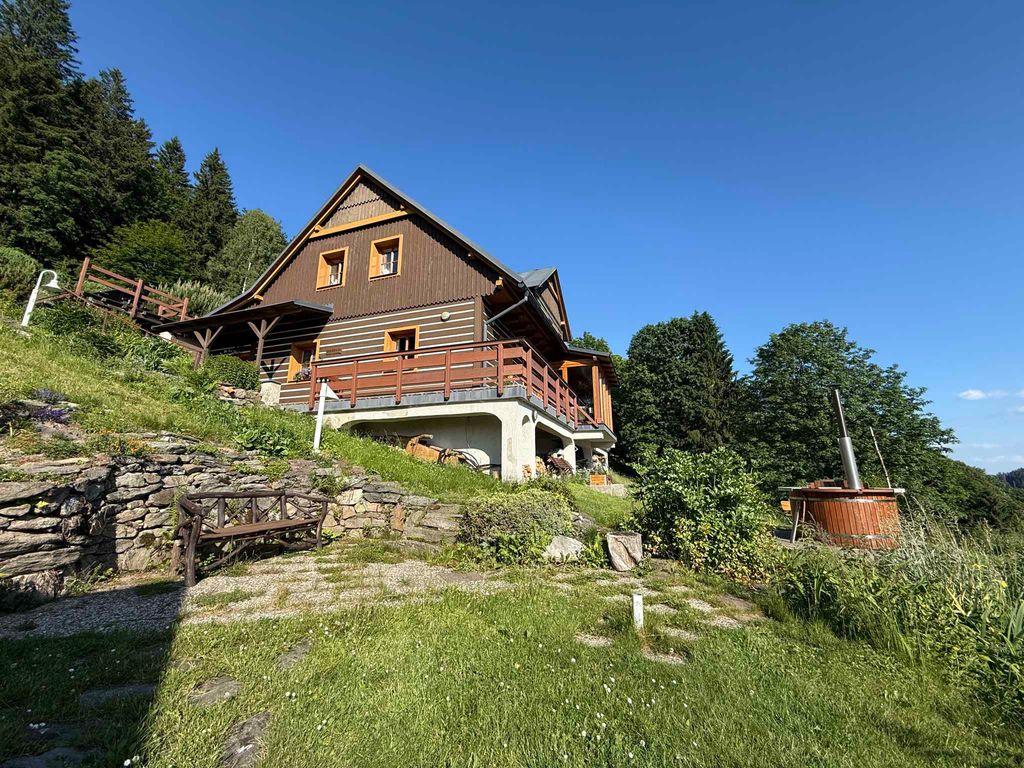 Ferienwohnung mit einem spektakulären Blick auf das Tal