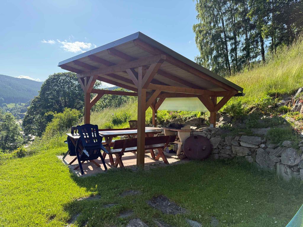Ferienwohnung mit einem spektakulären Blick auf das Tal