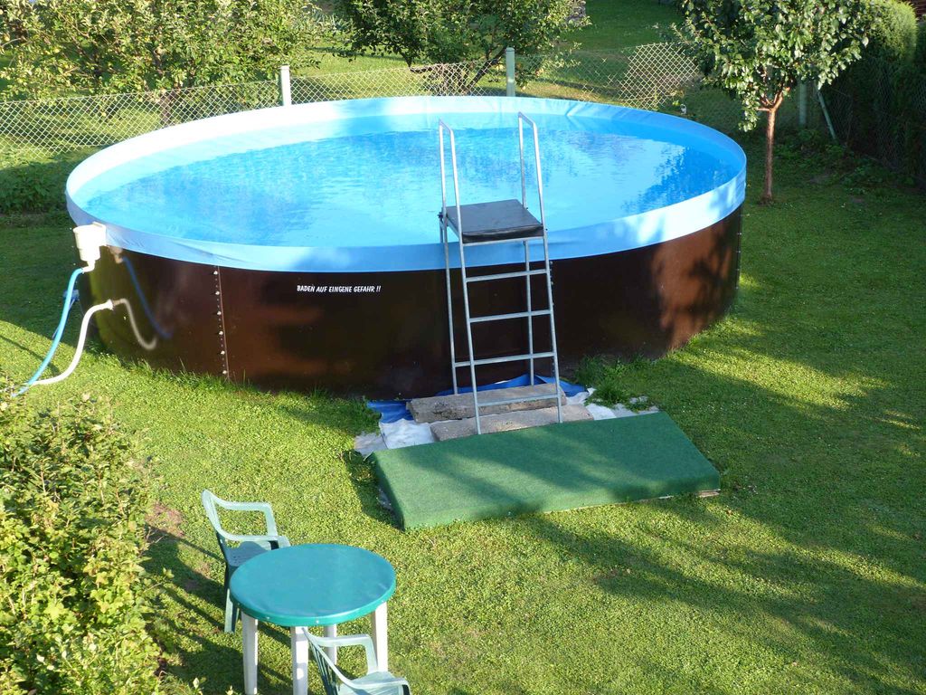 Ferienhaus mit Eckbadewanne im Riesengebirge