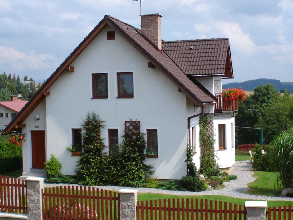 Ferienhaus mit Tischtennis an Bozkovske Höhlen