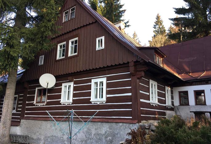 Ferienhaus stilvoll eingerichtet mit Kamin und Sauna