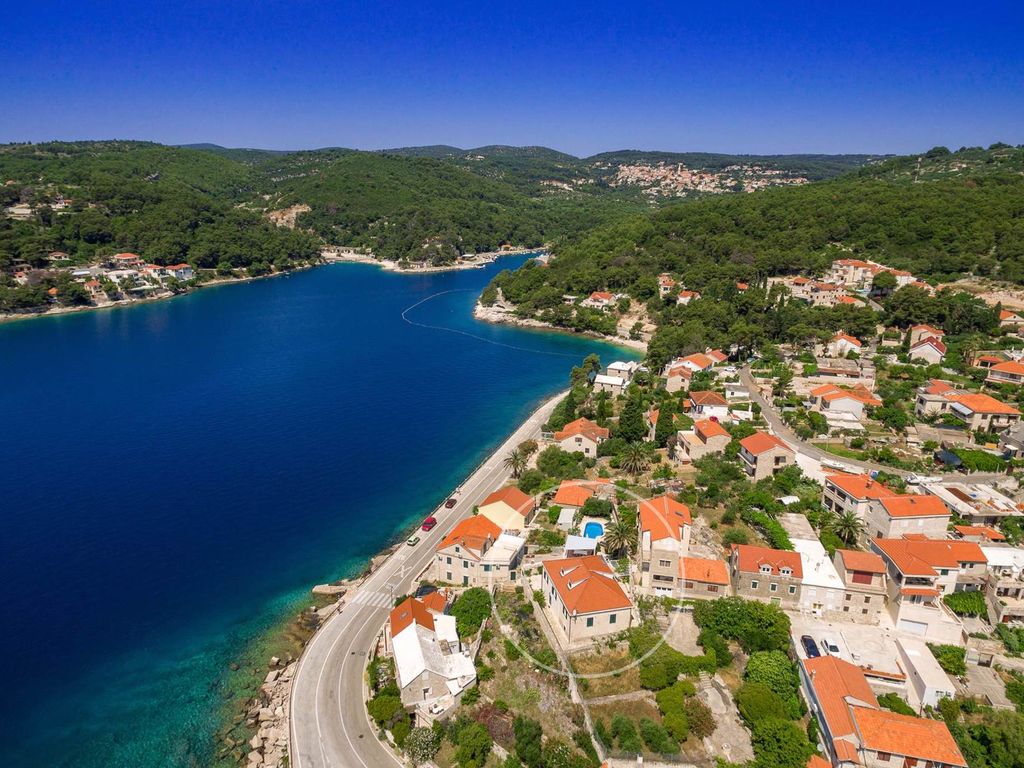 Villa erste Reihe zum Meer mit Pool