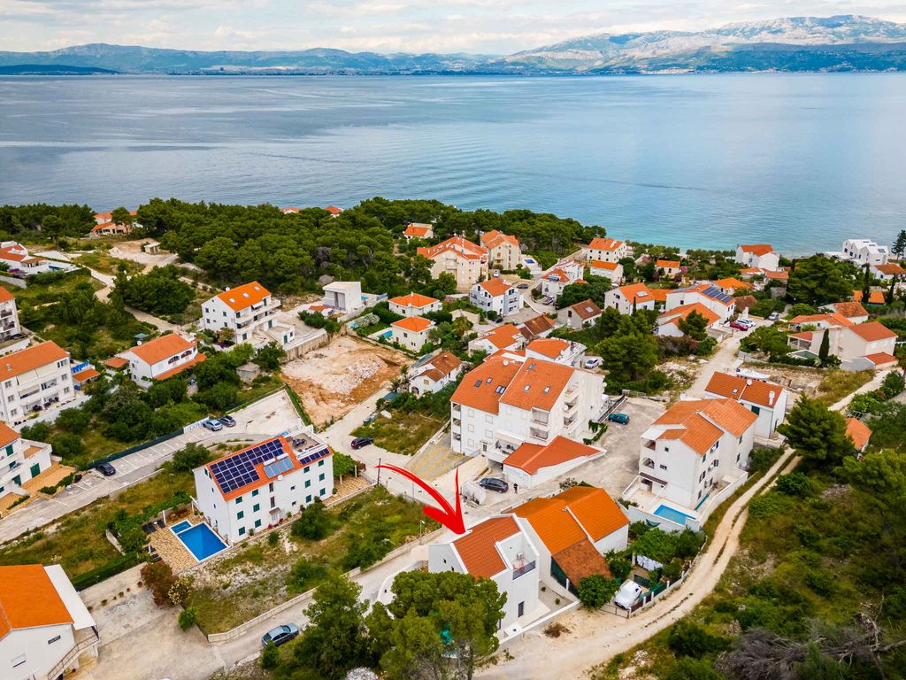 Villa mit Pool und Klimaanlage