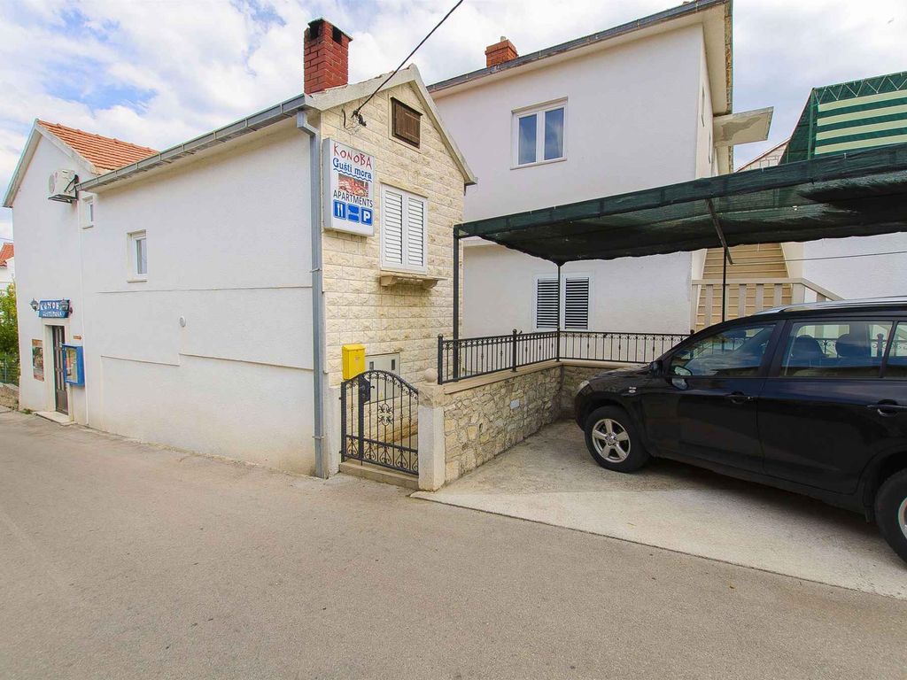 Ferienwohnung mit Meerblick und Klimaanlage